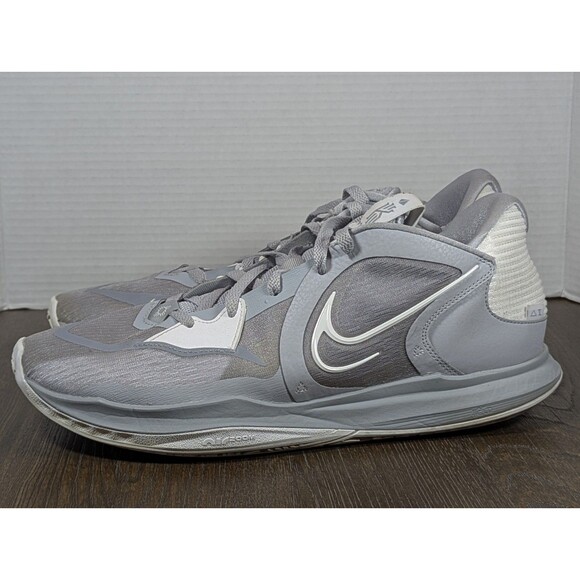 Nike Kyrie Irving Low Basketball Shoes Mens 13 Wolf Grey White